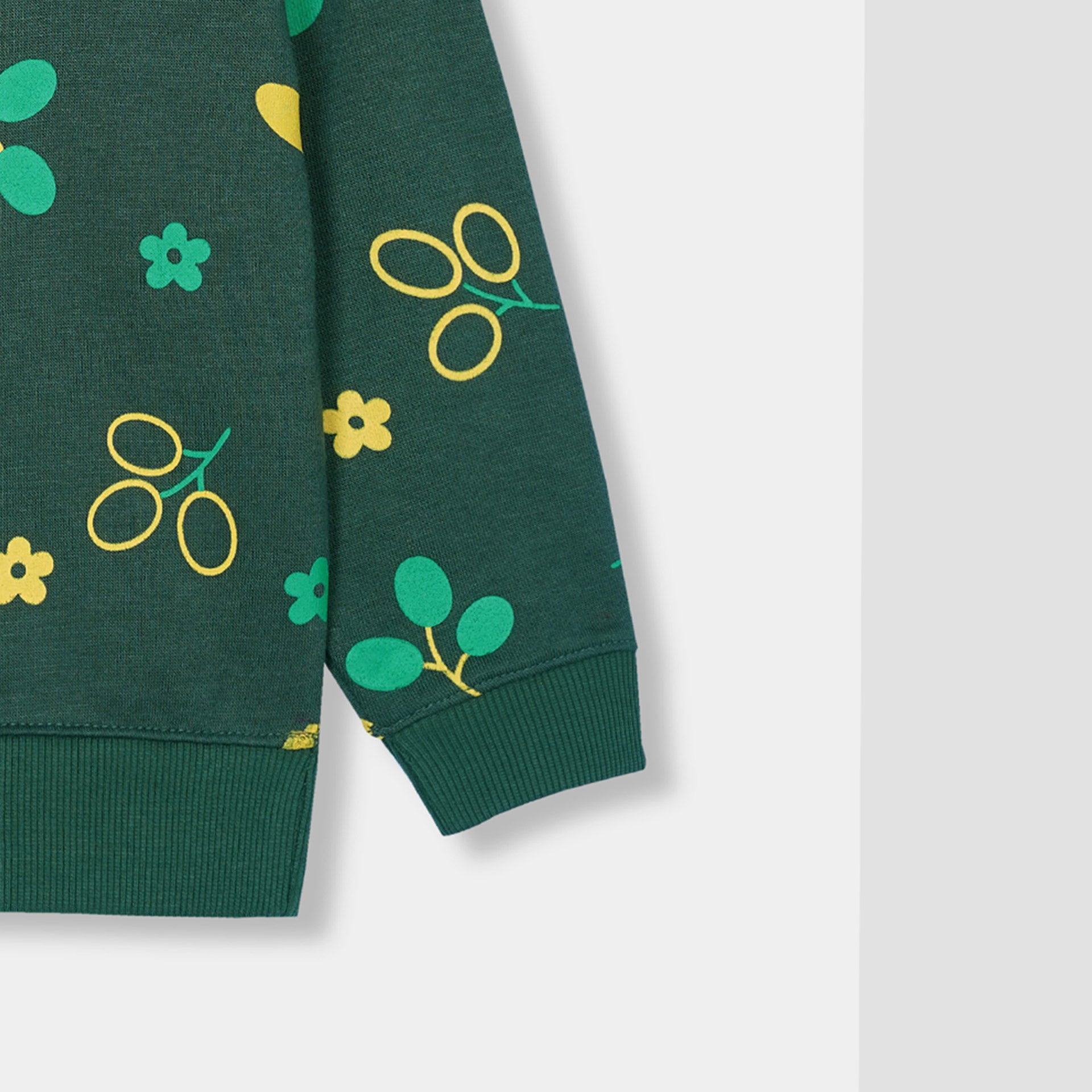 Flowers all over Printed Sweatshirt in fleece for Kids